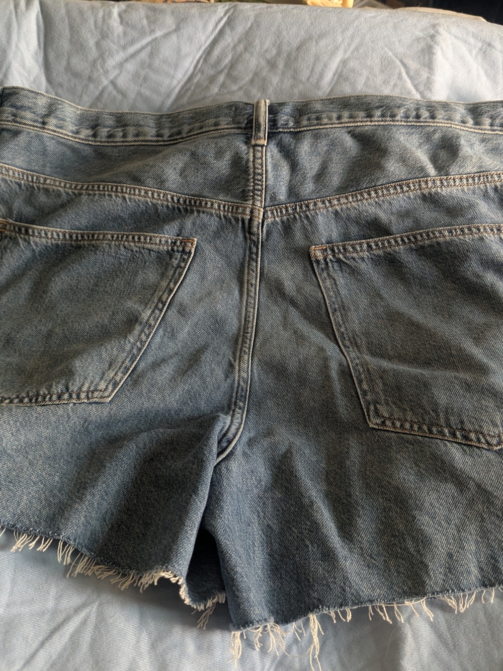 Madewell Faded Blue Denim Cutoff Shorts - Picture 2 of 8